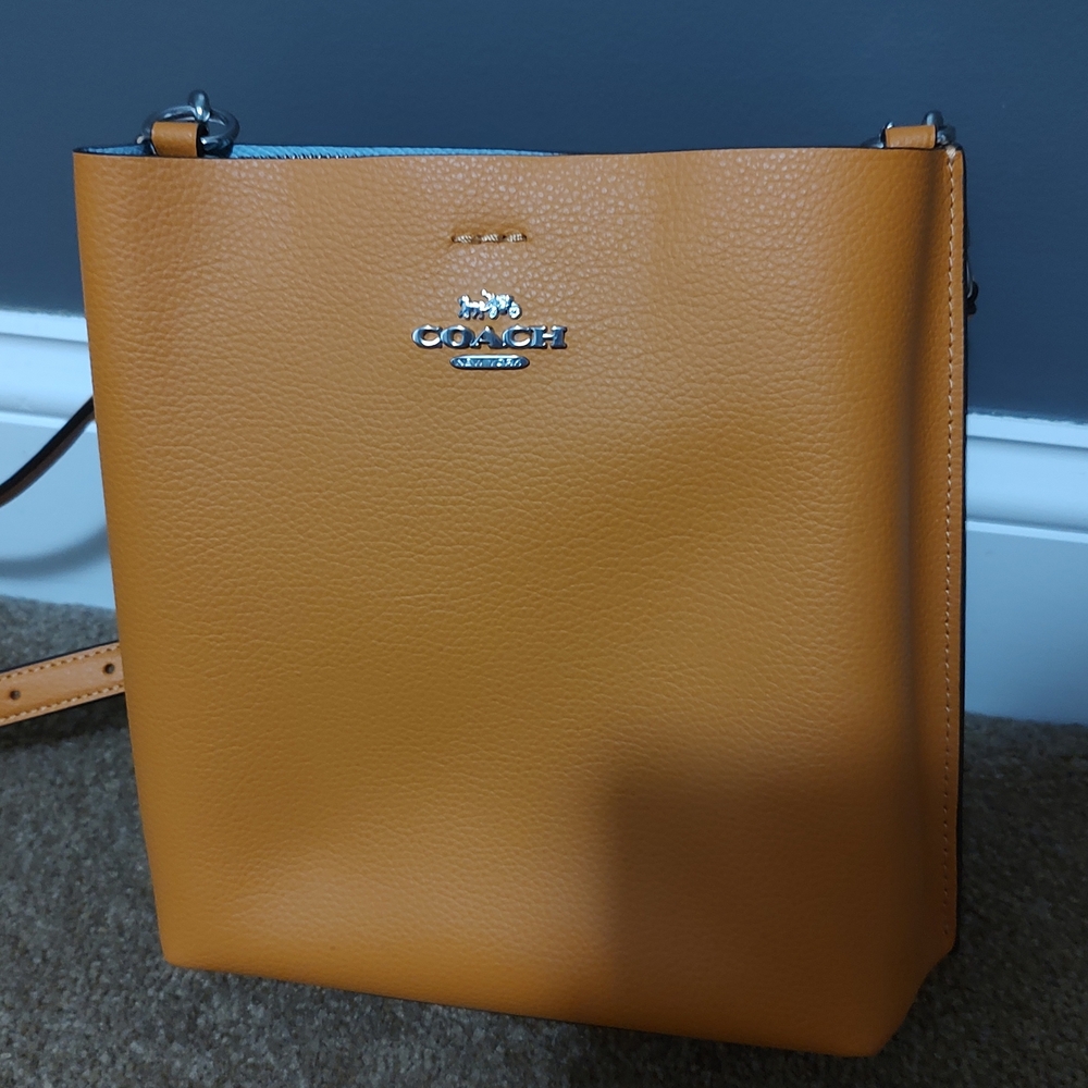 NWOT Coach Crossbody Bag - Picture 8 of 11